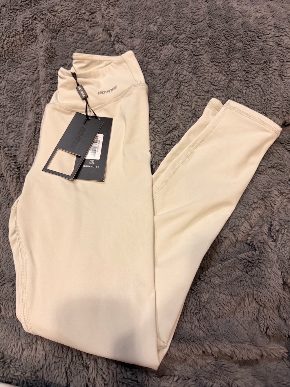 bo+tee off white legging  sz xs nwt